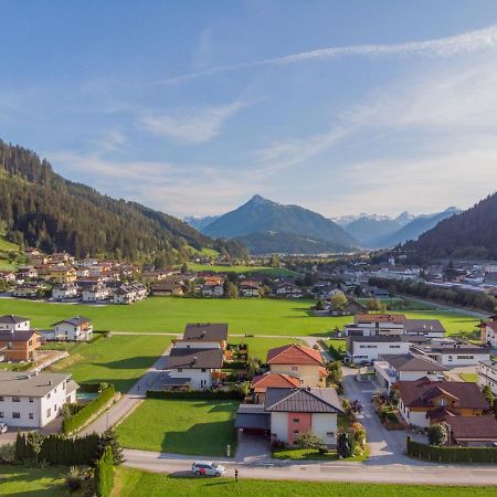 Holiday Home Happy By Interhome Eben Im Pongau Buitenkant foto