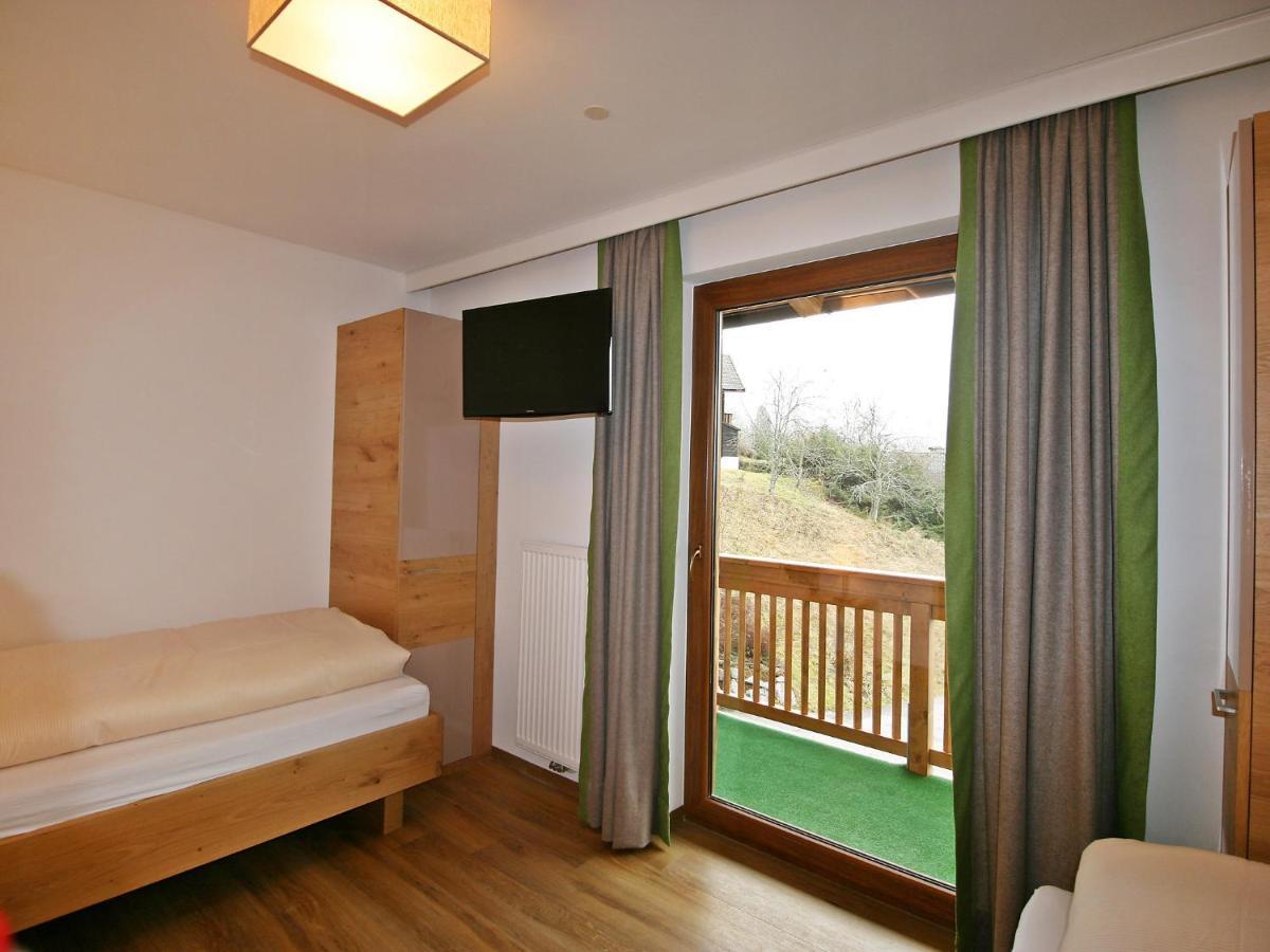 Holiday Home Happy By Interhome Eben Im Pongau Buitenkant foto