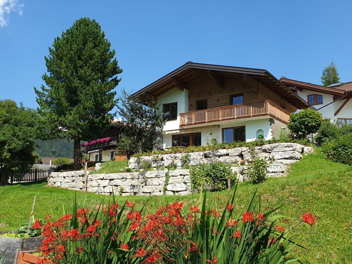 Holiday Home Happy By Interhome Eben Im Pongau Buitenkant foto