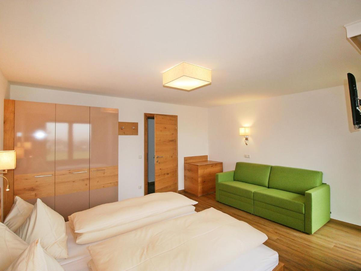 Holiday Home Happy By Interhome Eben Im Pongau Buitenkant foto