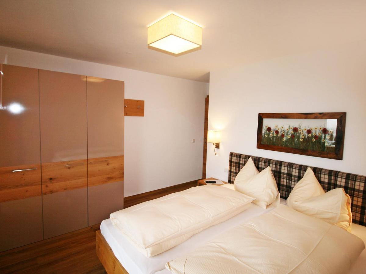 Holiday Home Happy By Interhome Eben Im Pongau Buitenkant foto